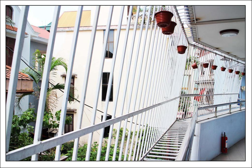 V-Studio Apartment 2 Hanoi Exteriör bild