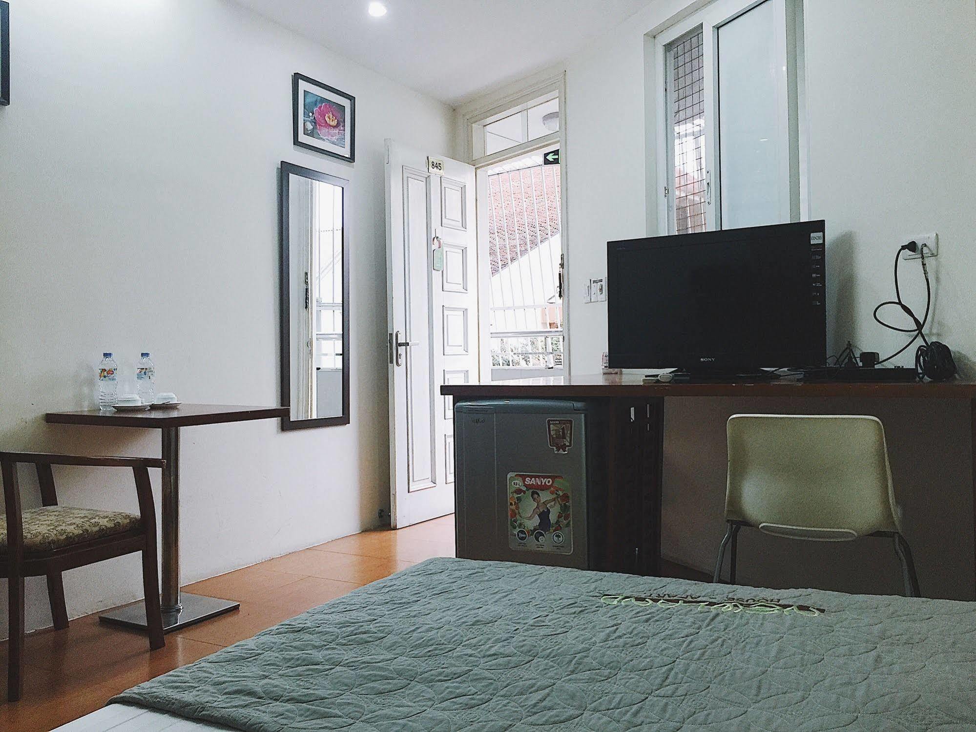 V-Studio Apartment 2 Hanoi Exteriör bild